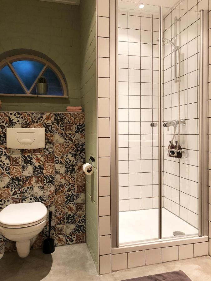 Berkel-Enschot The Old Garage Bed & Breakfast エクステリア 写真